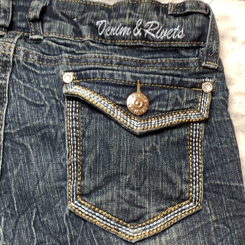 Jeans - Picture 5 of 5